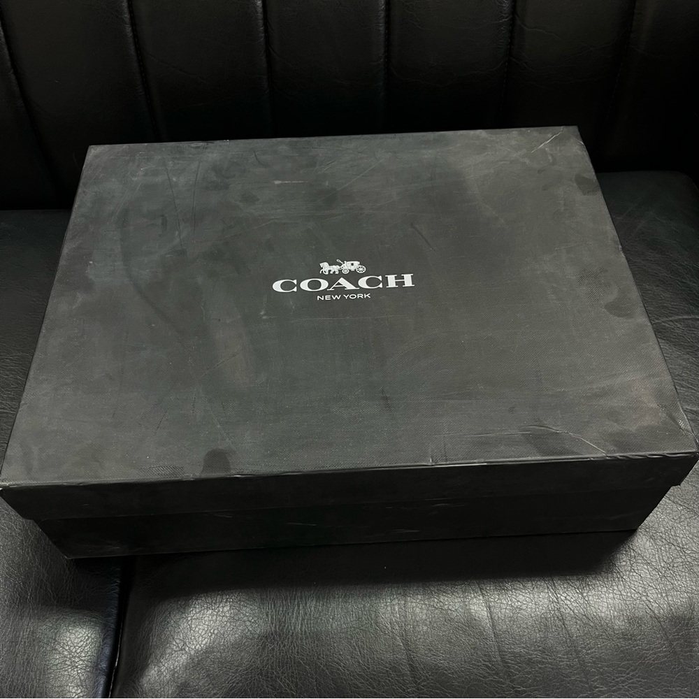 COACH Shearling boots - Picture 8 of 8